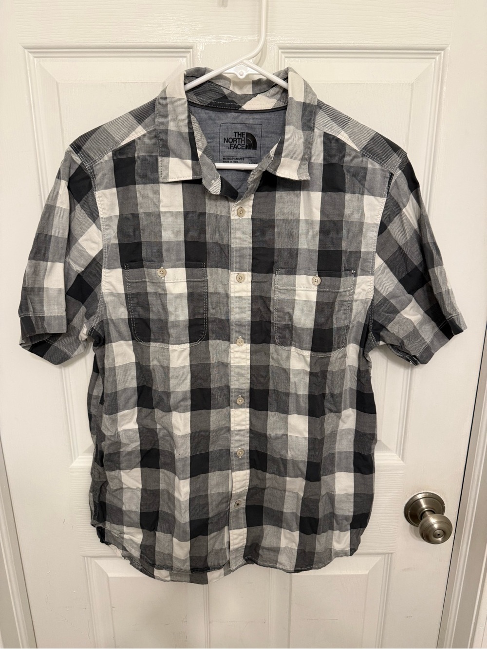 NORTH FACE Gray Checkered Short Sleeve Button Down Shirt Sz M Hiking Fishing